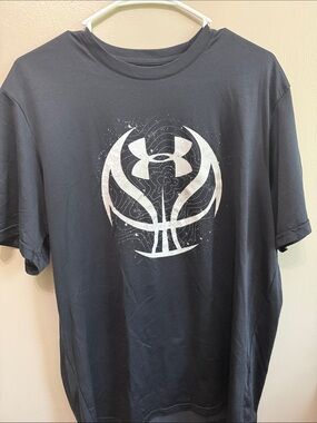 Under Armour Black Short-Sleeve T-Shirt with White Graphic